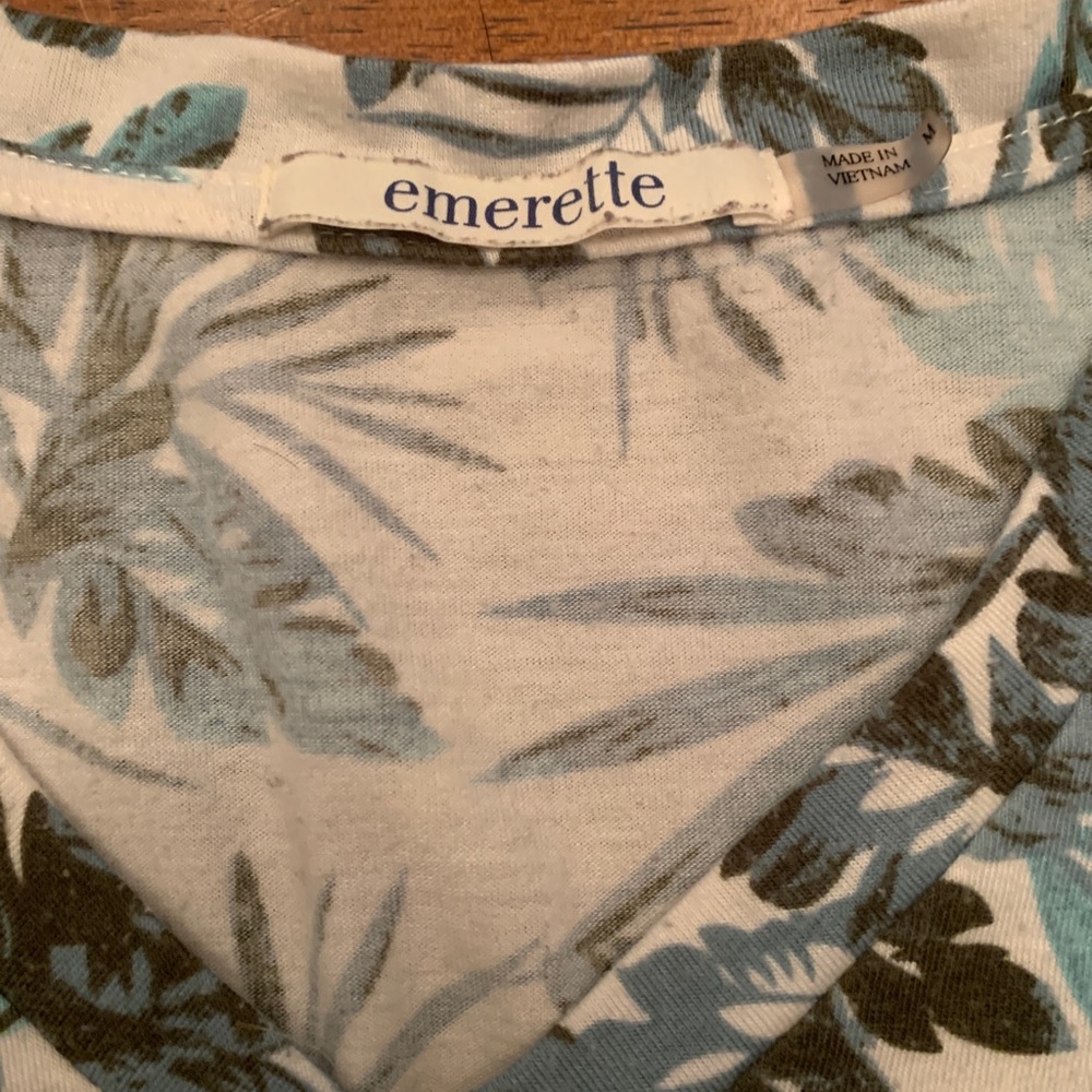 Shirt - Picture 2 of 2